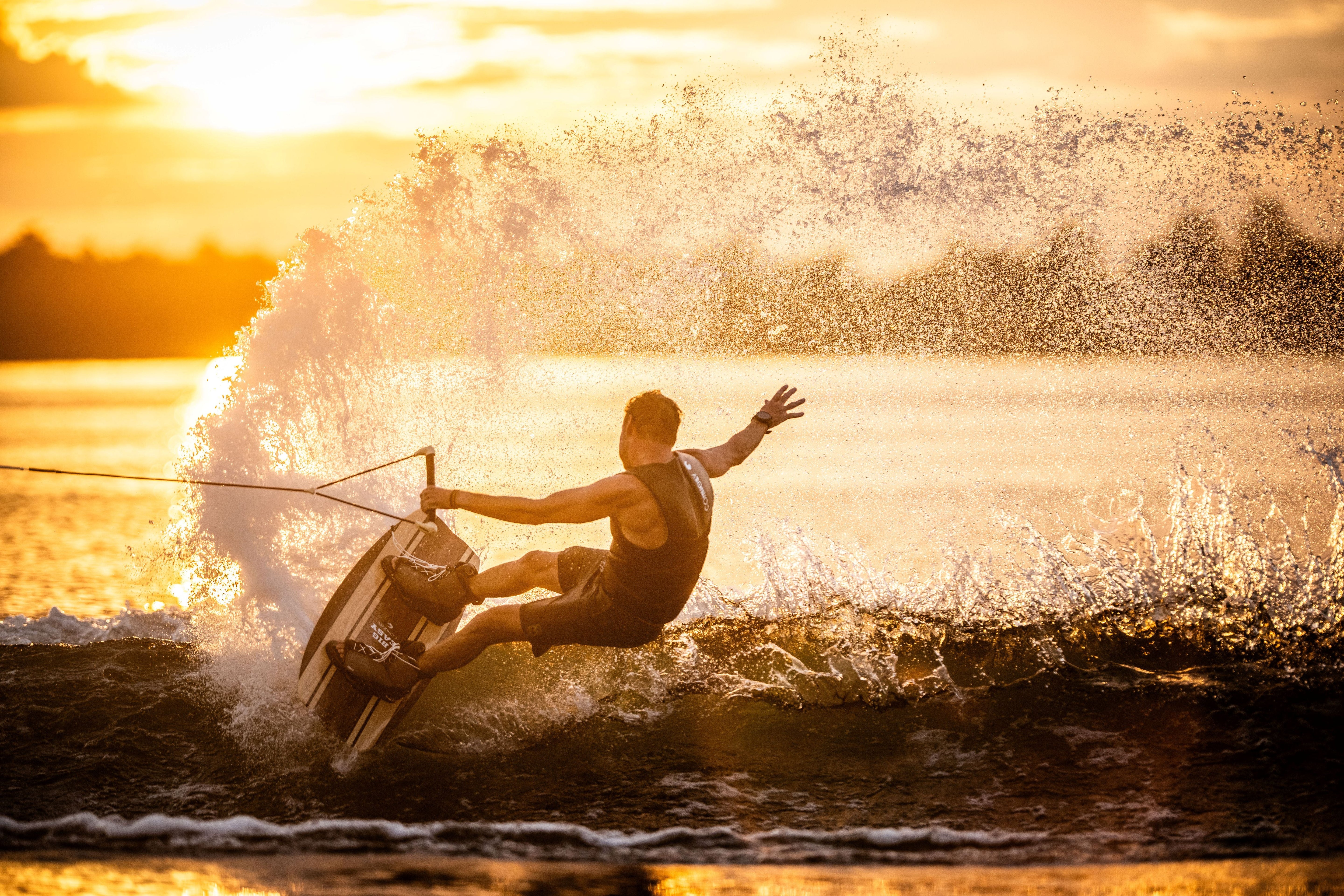 WAKEBOARD