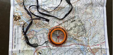 Tools, knives & compasses