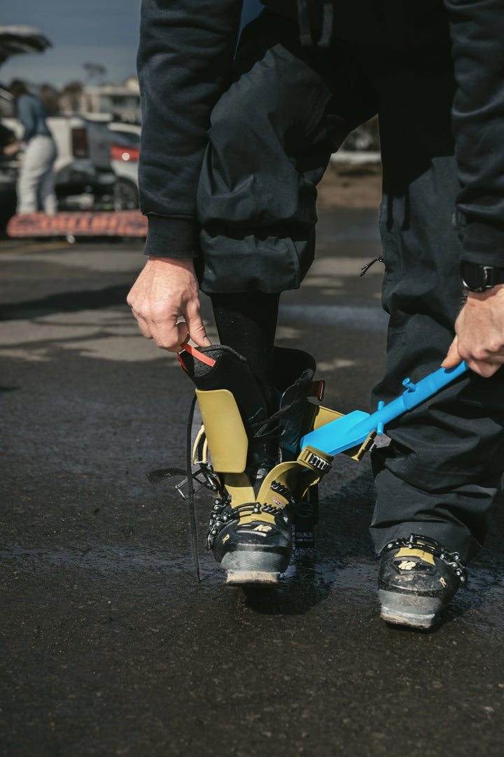 Shuvvie Ski Boot Opening Tool